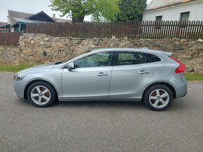 Volvo V40 D3 2.0 D  140.769 km - kroupy - 3