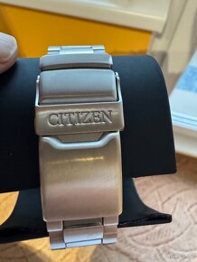 CITIZEN-Eco-Drive CB0230-81E Titanium - 3