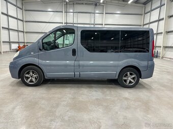 Renault Trafic 2.5DCI Passenger - 3