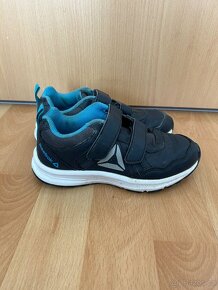 Tenisky Reebok 30.5 - 3