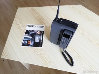 Kufříkový telefon Philips Porty + prospekt BMW E3 - 3