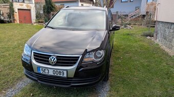 VW Touran Freestyle 1,9 TDI 77kW, 7 míst, climatronic, tažné - 3