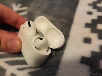 Airpods Pro 1st Gen - 3