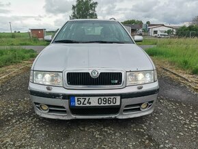 ŠKODA OCTAVIA RS COMBI 1.8T 132kW - 3