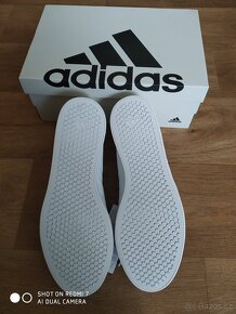 Prodám nové pánské boty bílé adidas - 3