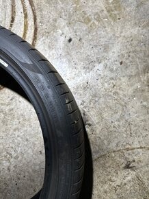 Letní pirelli 245/35r20 - 3