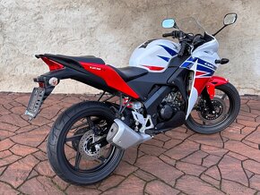 Honda CBR 125 R 2016, najeto 12400km - 3