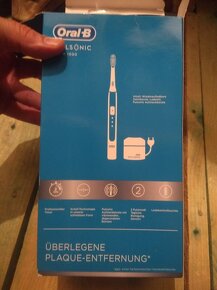 Kartáček Oral-B Pulsonic Slim 1000 - 3