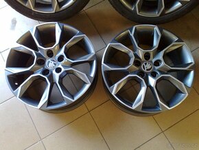 alu kola 5x100 r17 skoda,seat,vw 215/40/17 - 3