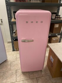 SMEG FAB28 lednice - růžova - 3