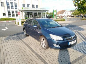 Opel Astra J 1,7 cdti 92 kW - 3