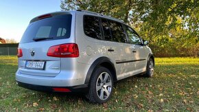 VW Touran CROSS 2.0TDi WEBASTO - po pečlivém majiteli - 3