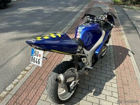 Suzuki Gsxr 600 a2 - 3