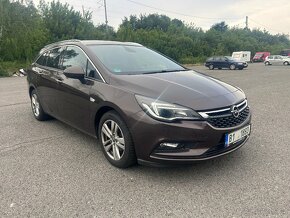 Opel Astra K Kombi hnědá metal - 3