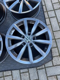 ORIGINÁL Alu Volkswagen NOVARA R16, 5x112 - TOP STAV - 3