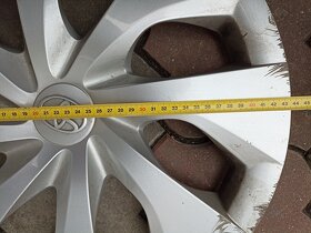 15" poklice Toyota - 3