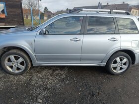 Mitsubishi Outlander 2,0i 16V turbo 4x4 - 3