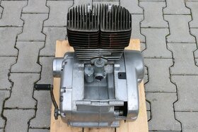 Jawa 250 Bizon typ 623-01 Oilmaster - motor - 3