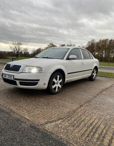 Škoda Superb 1 - 3