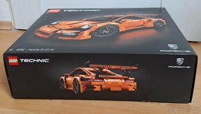 LEGO 42056 - Porsche 911 GT3 RS - 3