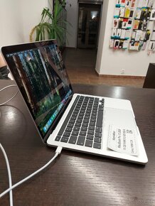 MacBook Pro 13 2020 - 3