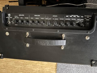 Prodám BOSS Katana Head MKII + BOSS KTN-CAB212 + GA-FC Foots - 3