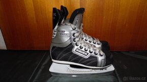 brusle BAUER SUPREME vel.23/36 - 3