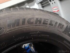 Michelin Crossclimate SUV 245/60 R18 105 H - 3