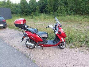 Kymco Grand Dink 125 - 3