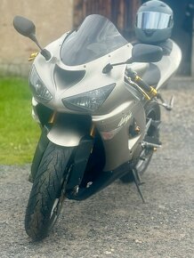 Kawasaki ninja zx6r - 3