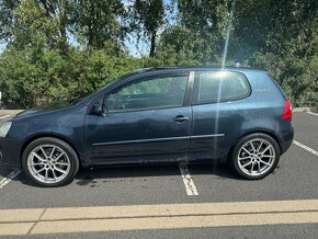 Volkswagen Golf 5 1.9 tdi - 3