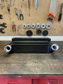 Velký intercooler pro bmw e90,e91,e92,e93,e82 - 3