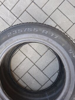 3ks Zimní pneu BFGOODRICH G FORCE WINTER 2 235/55 R17 - 3