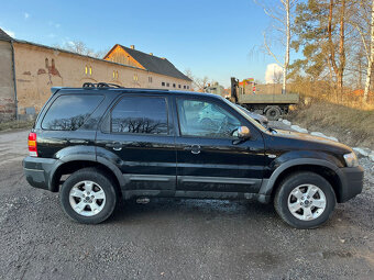 Ford Maverick XLT 3.0 V6 149kw - 3