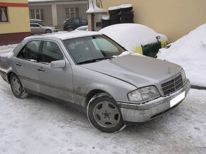 Mercedes C w202 - použité náhradní díly z tohoto vozu - 3