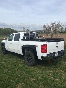 Chevrolet Silverado 5.4., USA - 3