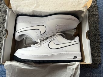 NIKE AIR FORCE 1 '07 - 3