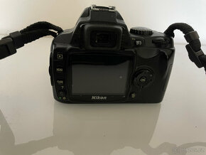 Nikon D40 + 18-55mm - 3