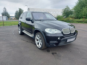 BMW X5 XDRIVE INDIVIDUAL 3.0D 180kW,senzory,xenony - 3