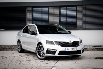 Škoda Octavia 2.0 TDI CR DPF RS DSG - 3