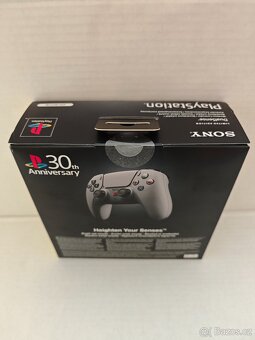 30th Anniversary Dualsense PS5 - 3