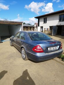 Mercedes E 270 CDI r,v, 08/2002 - 3