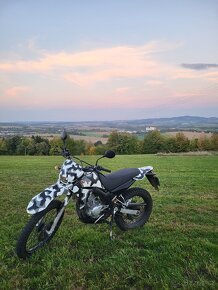 Yamaha XT125R - 3