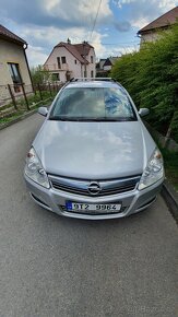 Opel Astra 1.8 16V CARAVAN - 3