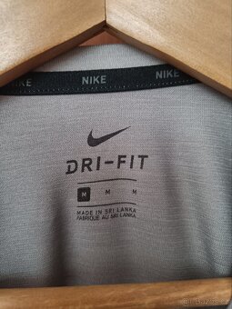 Pánská běžecká trika Nike, vel. M - 3