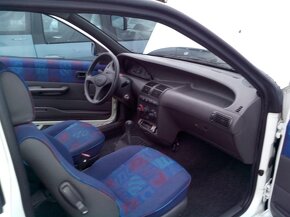 Prodám Fiat Punto 55 S hatchback  r.v.  03/1999 - 3
