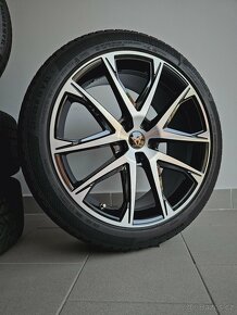 Orig. Cupra Formentor 5x112 Zimní 245/40/19 - TOP - 3