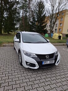 Honda civic 1,8 benzin tourer - 3