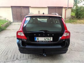 Volvo V70 D5  Summum+Ventilace - 3