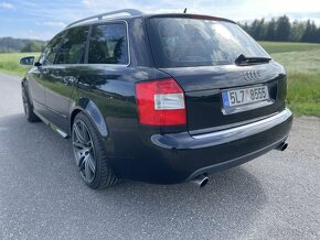 AUDI S4 avant 4.2 V8 - 3